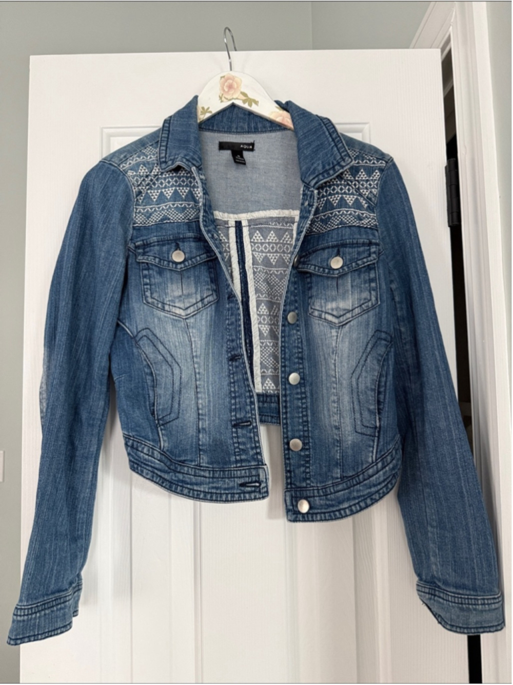 AQUA Geo Embroidered Cropped Denim Jacket
